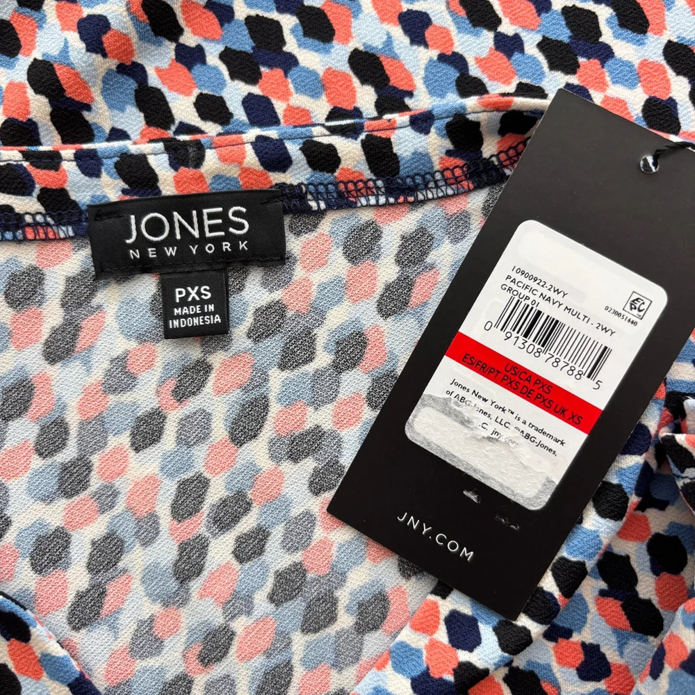 Jones New York Women's Extra Small Petite Printed Flutter-Sleeve Top NWT - Picture 6 of 6